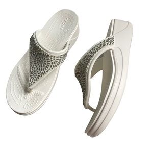 Crocs Women’s Size 8 Monterey Diamanté Wedge Sandals white Slip On shoes